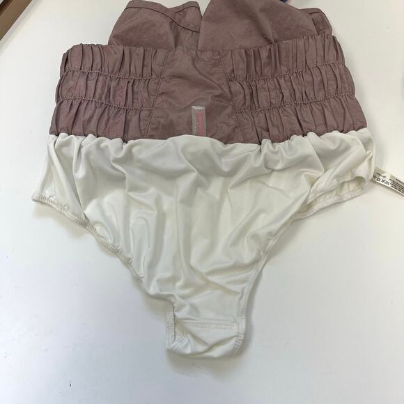 FP Movement The Way Home Lightweight Workout Pull-On Running Shorts - Small - Picture 5 of 9